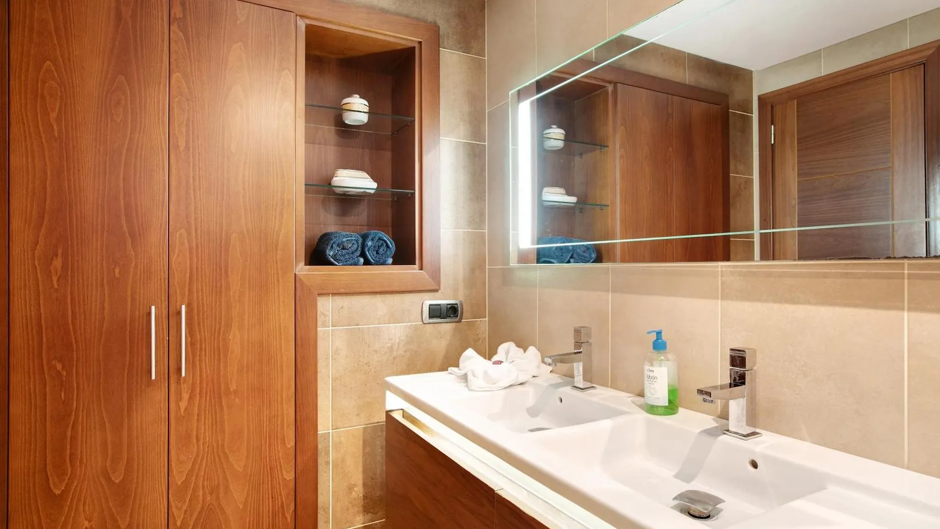 Holiday home Apartamento La Cuna Villa Puerto de la Madera Spain