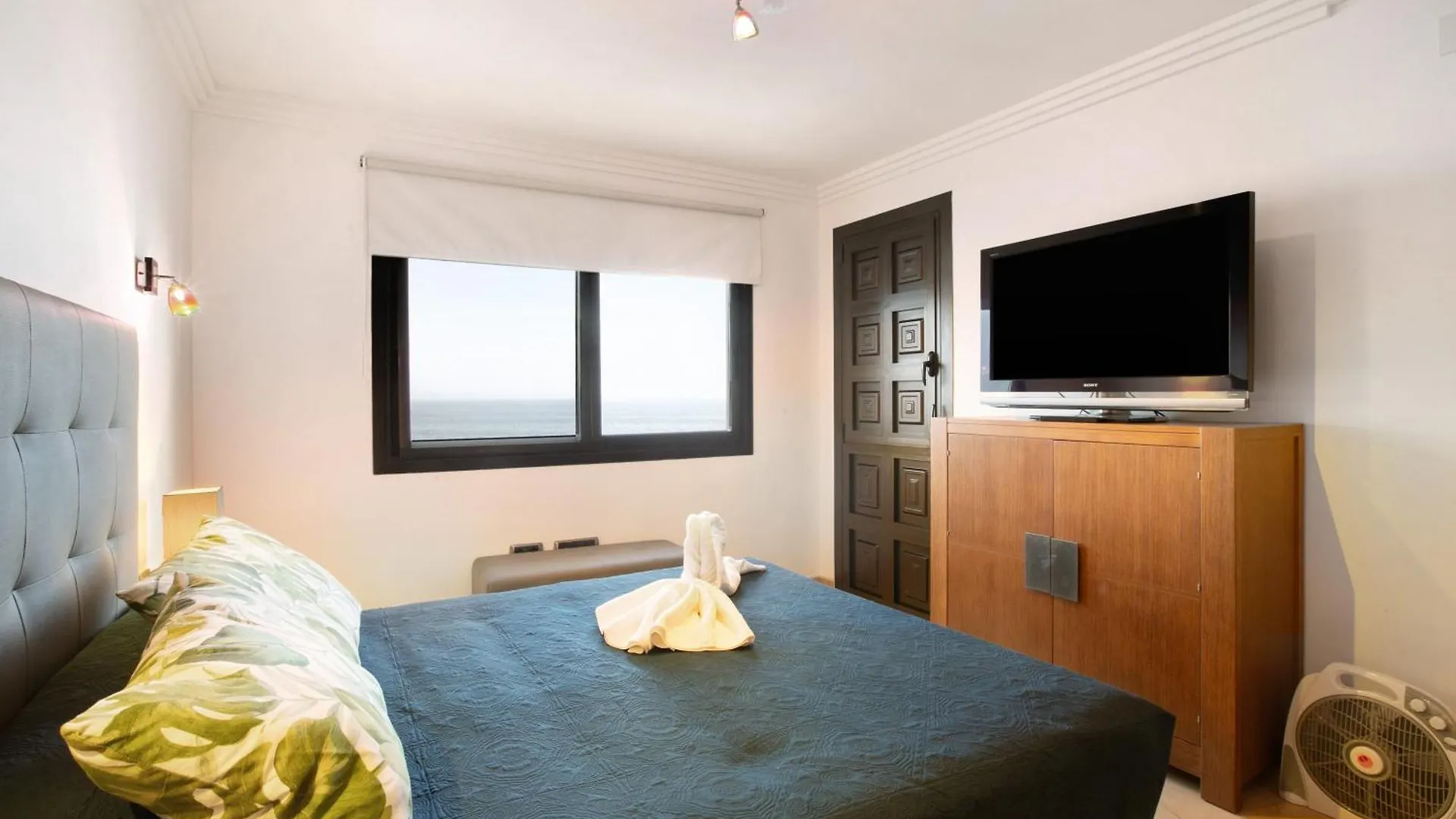 Apartamento La Cuna Villa Puerto de la Madera 0*,  Spain